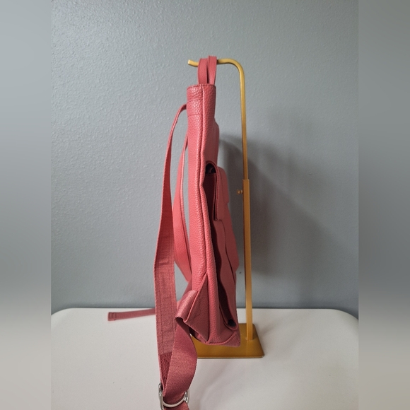 Matt & Nat Myron Vegan Leather Backpack Pink - Picture 4 of 7
